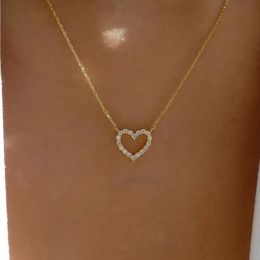 Gold heart necklace new